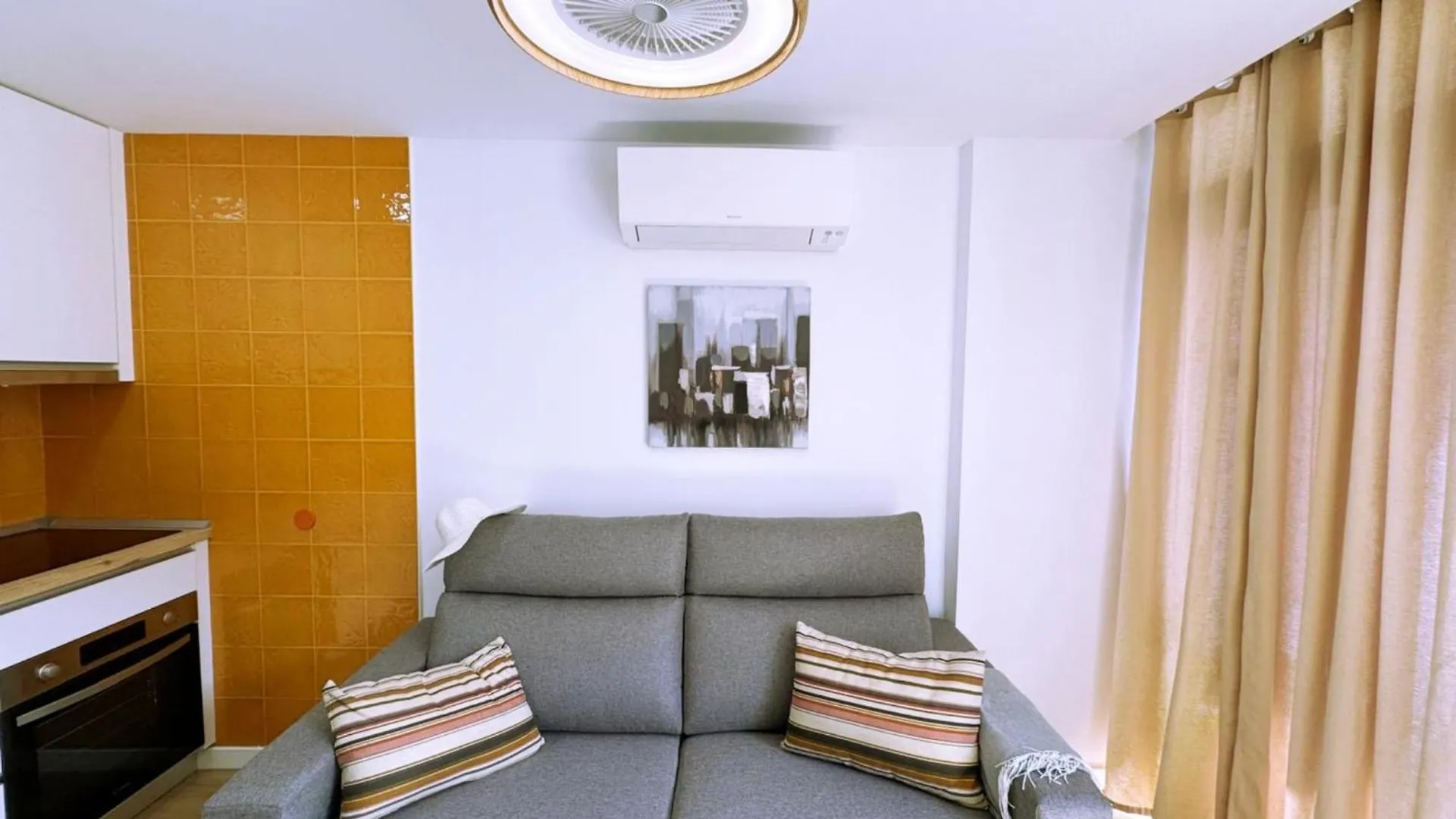 White Sand Holiday Home Playa del Ingles  Apartment